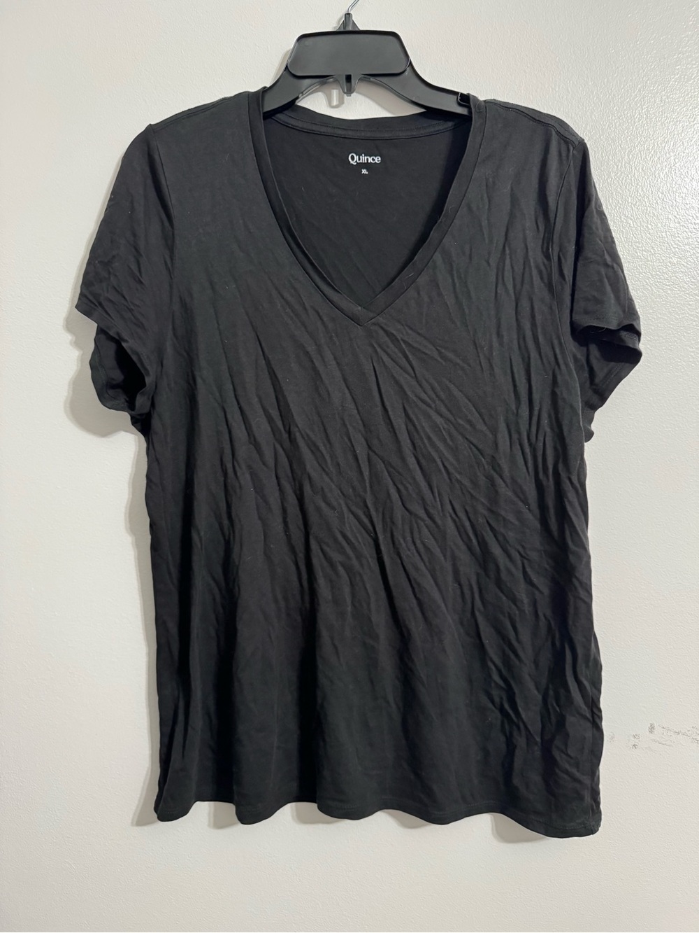Quince Black V-Neck Short Sleeve Tee - Classic Everyday